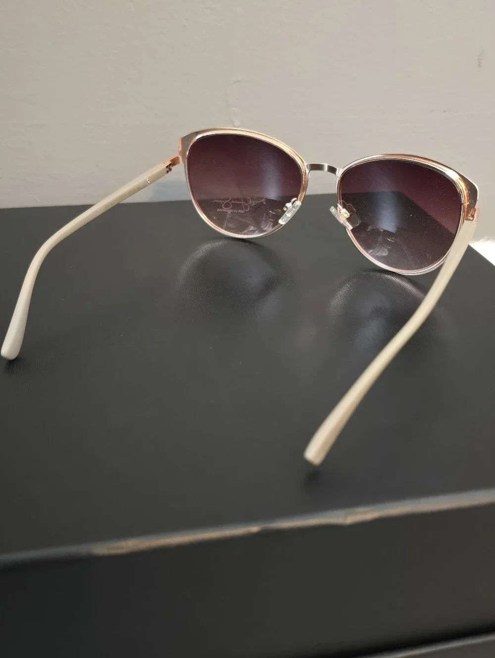 Jessica Simpson J5316 Metal Cat-Eye Sunglasses